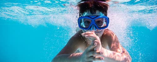 Os benefícios da natação para as crianças 