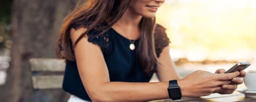 Pesquisa aponta que mulheres são 80% do público de games de celular no Brasil 