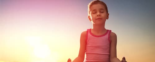 Meditação: uma prática milenar que atua em benefício de mente e corpo 