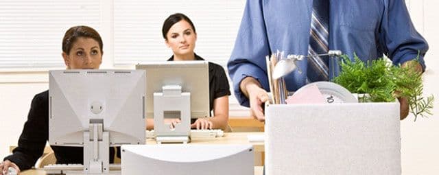 Devo contar a um entrevistador que fui demitido?