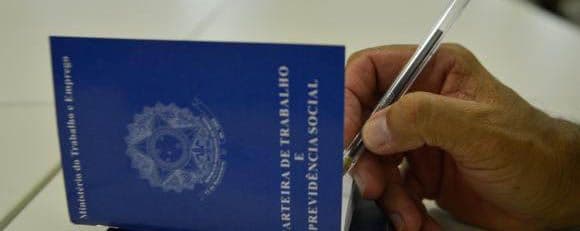 Índice de empregos formais cai em novembro