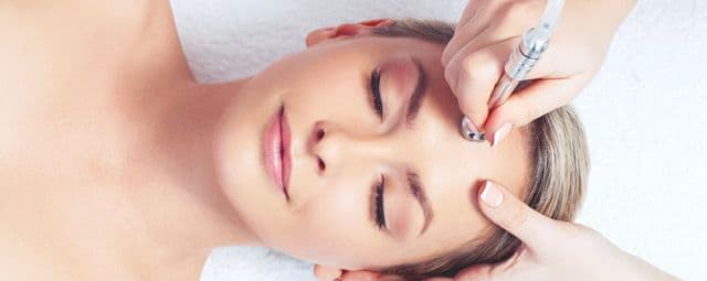 Disciplina de Peelings e Estética, da Pós em Estética Clínica com Ênfase em Terapias Aplicadas, com 