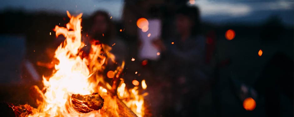 Acidentes com fogo e casos de queimadura chegam a triplicar em época de festas típicas